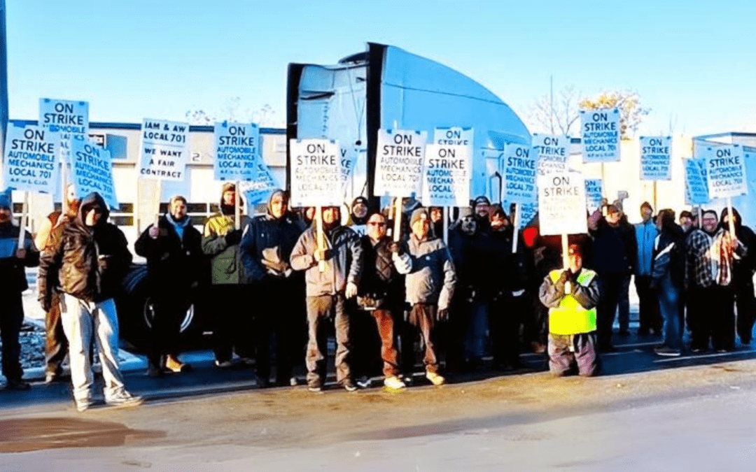 Illinois IAM Mechanics’ Union Members Strike for Fair Contract as M&K Truck Centers Management Threatens Healthcare, Retirement Provisions